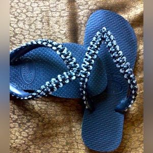Havaianas hand embellished in Brazil 🇧🇷.